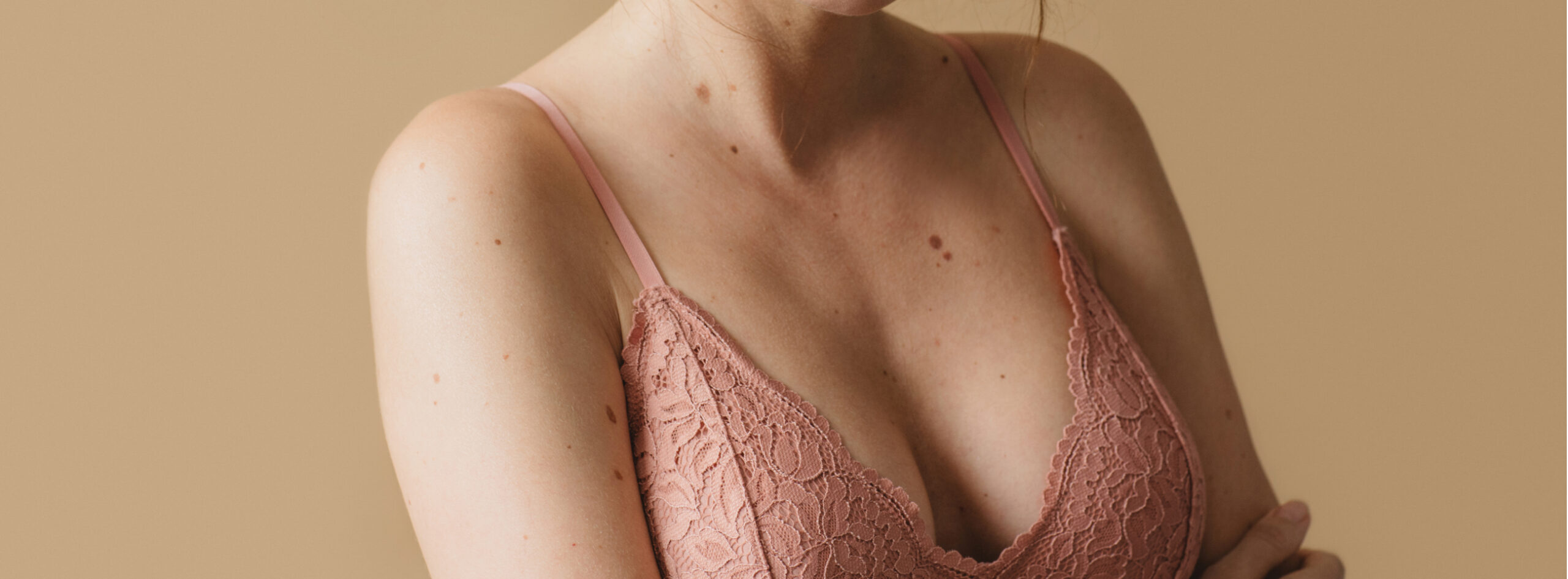 Seins aplasiques | Dr Lalloué | Lyon