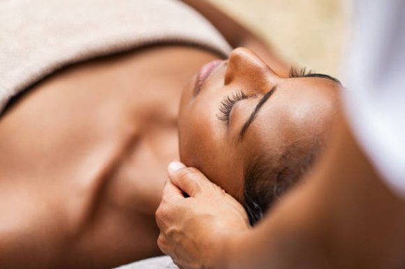 Miracle Face le massage post-opératoire à Lyon